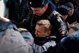Алексей навальный был задержан на основании постановления о его объявлении в розыск за систематические нарушения условий испытательного срока, сообщает московское управление. V Moskve Zaderzhali Navalnogo Za Uchastie V Akcii Protesta Protiv Korrupcii Foto Unian