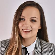 Natalia Bell's Instagram, Twitter & Facebook