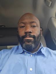 Curious if anyone has any experience with working a full time non music job  while taking professional orchestra auditions? What works for you in terms  of practice regimens and what have you