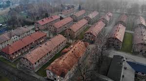 Cette liste comprend les camps de concentration, les camps de concentration de jeunes, les camps d'extermination, camps de transit et divers autres camps similaires de la période du troisième reich. Un Allemand Sur 5 Trouve Qu On En Fait Trop Pour La Memoire De L Holocauste Le Soir