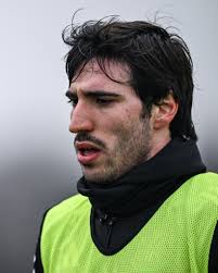 Newcastle United added a new photo.