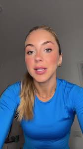 Valentina Archer E Namorado