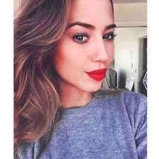 Mona Peterson (@PetersonMonaa)