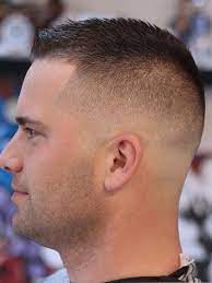Haarschnitt Armee Schnitt Neue Frisuren Herrenhaarschnitt Haarschnitt Manner Haarschnitt