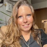 Alicia Quick's Instagram, Twitter & Facebook