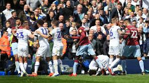 A share of the spoils is one of our tipster's three leeds vs aston villa betting tips for saturday's premier league clash. Leeds United 1 1 Aston Villa Whites Miss Out On Automatic Promotion As Marcelo Bielsa Insists On Fair Play