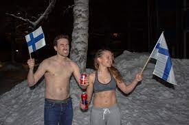Tarttis löytää joku kynä, ei kovin tylsää vaan terävä tarttis hoitaa maalii mustempaa ja valkoisempaa valoo saada lisää salamaa, lisää salamaa. Torille The Joy Of Mutual Support Insider