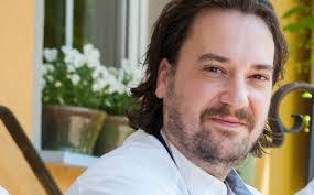 Toni Neumann's Instagram, Twitter & Facebook