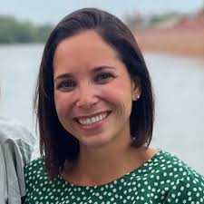 Lisa Cormier (@CormierLc)