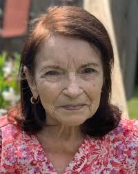 Milagros Soto's Instagram, Twitter & Facebook