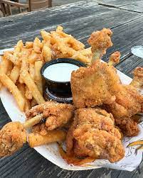 Wing lineup on tray