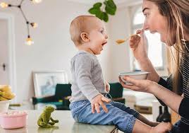 Sie sind für babys schwer verdaulich und können zu bauchschmerzen führen. Entspannt Essen Mit Babys Gar Nicht So Schwer Wenn Man Ein Paar Regeln Berucksichtigt Die Techniker
