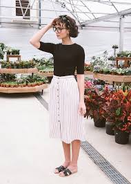 Black And White Vertical Striped Skirt Outfit Pin By Katherine On Clothes Womens Fashion Skirt Womens Fashion Modest Modest Outfits