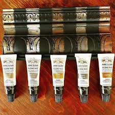 Stockist Metheny Weir Showcases The Five Colors Of The New Annie Sloan Gilding Wax Bright Gold Bright Silver Warm Gold Dark Si Mobilya Boyama Rustik Tezhip