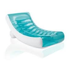 L Univers De La Piscine Les Douces Nuits De Mae Linge De Maison Matelas De Piscine Gonflable Radeau Flottant