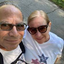 Home Right or Flexio 3000 spray paint machine for furniture painting?