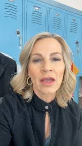 Debbie Worthen's Instagram, Twitter & Facebook