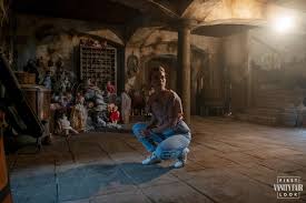 Viewer Beware Here S Your First Look At The Haunting Of Bly Manor Vanity Fair
