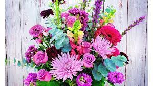 Ordering flowers is a breeze and a signature floral arrangement from urbanstems typically ranges importantly, teleflora's promise is that each order is arranged by hand by an expert florist in phoenix using fresh stems and seasonal flowers. Valentine S Day 2021 Phoenix Florists With No Contact Delivery