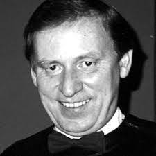 Darrell Kentle's Instagram, Twitter & Facebook