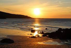 Cornwall is a beautiful place, whatever time of the day it is. The Top 11 Spots For Watching Spectacular Sunsets And Green Flashes In Cornwall Cornwall Live