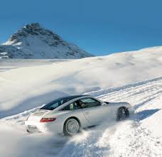 Sports Car In Snow Buscar Con Google Porsche 911 Carrera 4s Porsche 911 Targa Porsche 911 Targa 4s