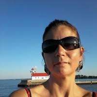 20+ "Renée Houle" profiles