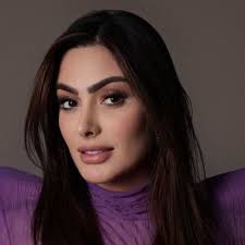 Amanda Jung (@amandajung)