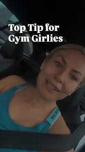 🔥 Why does your face STING/BURN at the gym?, Hint: it’s not your  pre-workout… it’s your skincare 👀, 💡 Our Retinol is super active and  loves hydrated skin…, 👉 Sweat = salty + acidic + hot., 👉 Add towel ...