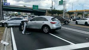 May 30, 2021 · the truck crashed into the driver's side of an acura sedan, which caused the car to veer off the road and hit a tree on the passenger's side, montes said. Angry Motorists Attack Driver Accused Of Hit And Run Accident Abc News