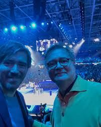 Happy to share some beautiful memories from the group show I organised with  @theartuner @galeriemaxhetzler in Berlin 💚 Thanks to all the artists  involved- so great to have many of you celebrating