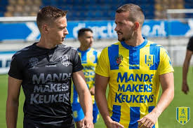 Get the latest rkc waalwijk news, scores, stats, standings, rumors, and more from espn. Rkc Waalwijk Voetbalshirts 2016 2017 Voetbalshirts Com