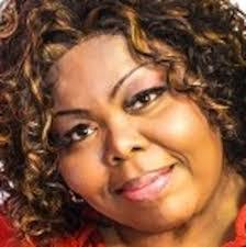 Selina Perryman's Instagram, Twitter & Facebook