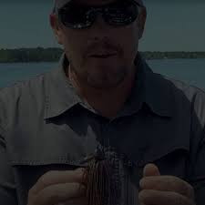 When to Throw a Structure Jig vs. a Football Jig