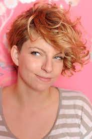 Latest Short Curly Hairstyles Haircuts For Curly Hair Short Curly Haircuts Curly Hair Styles