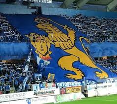 La fondazione dell'ifk göteborg fu un importantissimo evento calcistico per la città di göteborg, dato che fino ad allora l'altro club cittadino, l'örgryte is, aveva dominato la scena sia cittadina che nazionale: Ultras Tifo Net Today Ifk Goteborg Aik Facebook