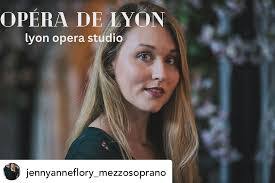 Anne Flory's Instagram, Twitter & Facebook