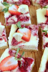 Strawberry Lemon Bars Erdbeer Zitronen Schnitten Foodwithlove De Britische Rezepte Zitronenblechkuchen Dessert Rezepte Einfach