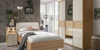 Ob gemütliches boxspringbett, praktisches schlafsofa oder stabiles massivholzbett. Erleben Sie Das Schlafzimmer Kiruna Mobelhersteller Wiemann Oeseder Mobel Industrie