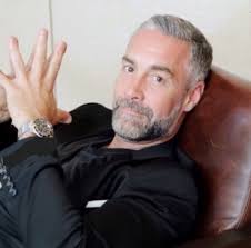 Expression of Love and Affection in The O'jays Group