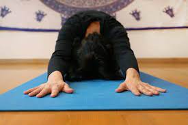 Diy Yoga Mat Cleaner Sprays With Witch Hazel Recipe Yoga Mat Cleaner Diy Yoga Mat Cleaner Diy Yoga