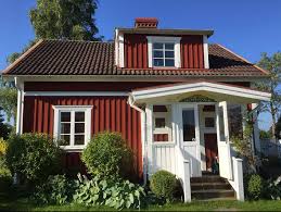 Erstelle einen suchauftrag und lasse dich benachrichtigen, wenn neue anzeigen eingestellt werden. Top 10 Ferienhauser Am See In Smaland Schweden Hej Sweden
