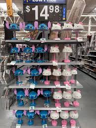 Them kids want lamps to match those chairs!!!