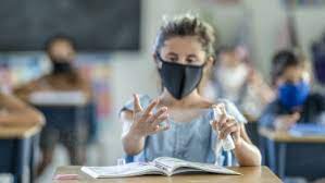 Az értelmi fogyatékosokat is mentesítik a kötelező maszkviselés alól. Kutatok Szerint Kotelezo Maszkviseles Kell Az Iskolaban A Gyerekeknek Is Portfolio Hu