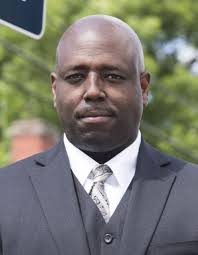 Clemon Byrd stuns incumbent Arthur Dowdell in Ward 1