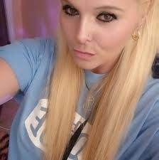 Kendra Knox's Instagram, Twitter & Facebook