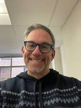 It's Either Sadness or Bookphoria...: Book Review: "The Deep Dark  Descending" by Allen Eskens