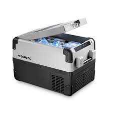 Er lässt sich mit drei verschiedenen energiequellen betreiben und beeindruckt mit einem schicken griff im. Dometic Coolfreeze Cfx 35w Portable Fridge