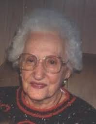 Elizabeth Slagle's Instagram, Twitter & Facebook