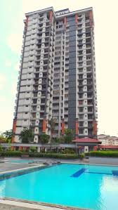 The condominium is connected to other parts of the island through jalan tanjung tokong, a road that is again connected. Condominium For Auction At Gurney Heights Keramat Land